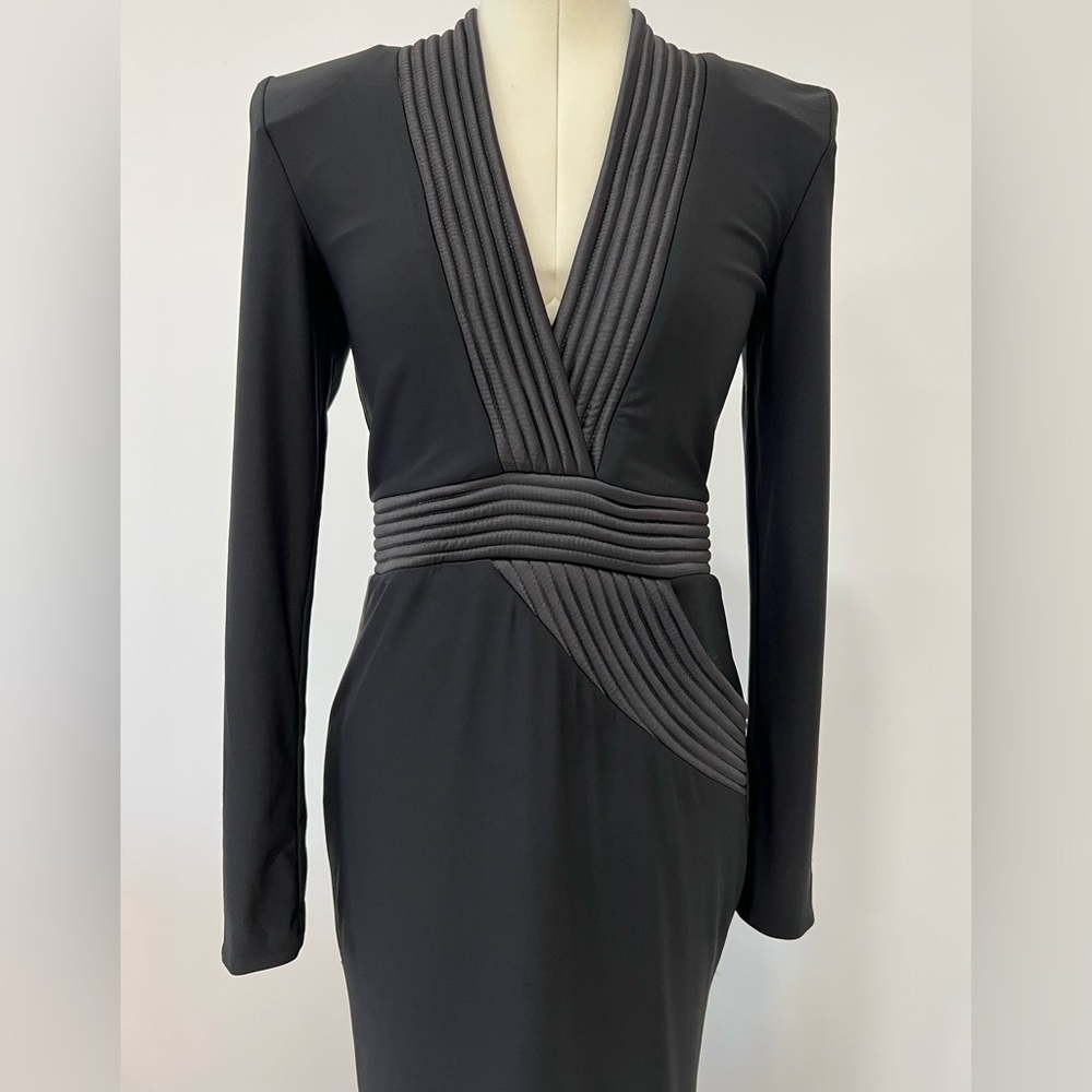 ZHIVAGO Battle Lines The Heiress V-Neck Gown Long Dress - Picture 3 of 11
